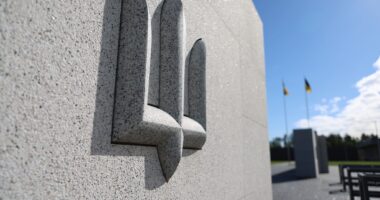 Тернопільщина провела в останню путь сімох невідомих захисників України