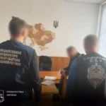 На Буковині посадовця ТЦК підозрюють у схемі з фіктивною непридатністю до служби за 9 тисяч доларів