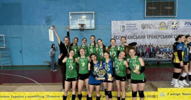 Буковинські волейболістки вибороли срібло чемпіонату України «Дитяча ліга»