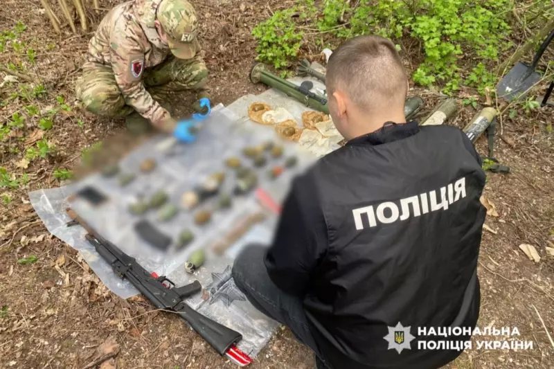 На Буковині виявили тайники зі зброєю в межах масштабної спецоперації Нацполіції