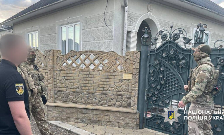 За 2500 доларів обіцяв втечу за кордон: на Буковині викрили канал незаконного переправлення чоловіків
