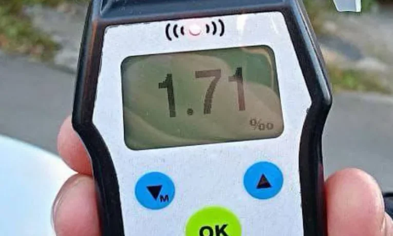 У Чернівцях п’яний водій Toyota влаштував ДТП: у крові виявили 1,71 проміле алкоголю