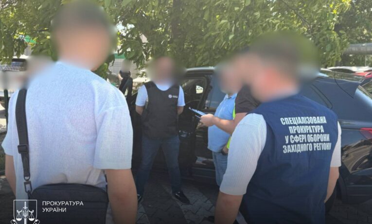 На Буковині викрили ексвійськового, який за 6 тисяч доларів обіцяв переведення до тилу