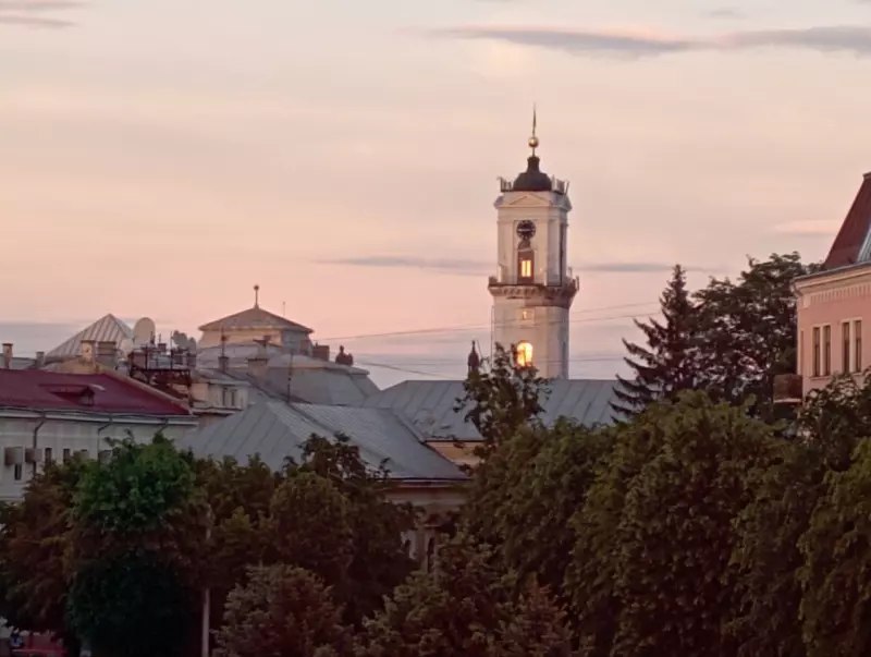 У Чернівцях з 1 липня у 21 школі призначать нових директорів