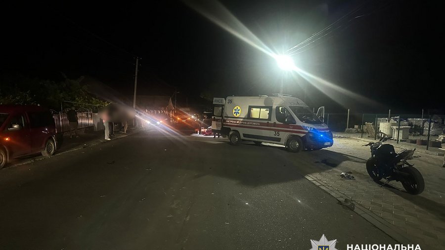 У селі на Буковині неповнолітній мотоцикліст насмерть збив пішохода