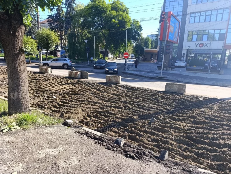 У Чернівцях пояснили, чому затримується ремонт вулиці Головної: що з роботами на Заньковецької та Фучика