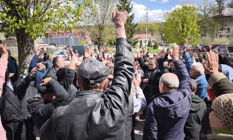 У Кострижівській громаді на Буковині планують розірвати договір із Лужанським спиртзаводом