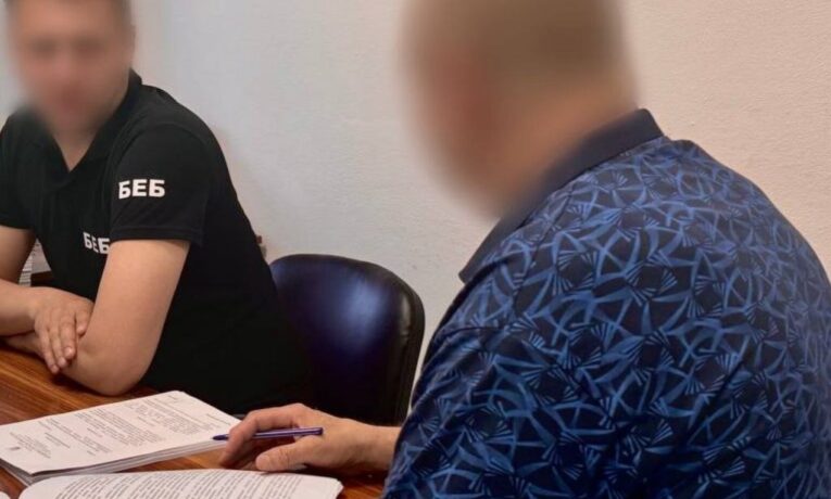 На Буковині судитимуть екскерівника медзакладу за розтрату понад 1,5 млн грн бюджетних коштів