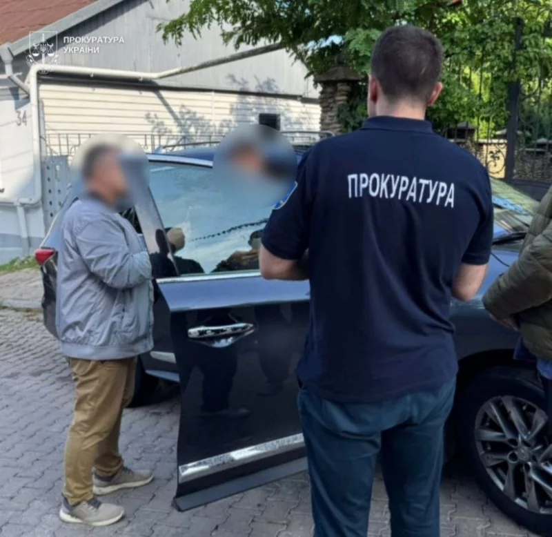 На Буковині судитимуть групу, яка допомогла 59 чоловікам виїхати за кордон за фіктивною інвалідністю