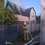 У Новодністровську сталася пожежа в господарській будівлі
