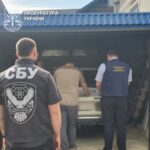 На Буковині в.о. міського голови підозрюють у хабарі 3000 доларів за дозвіл на розміщення кіоску