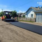 На автошляху Чернівці – КПП «Руська» ремонтують дорожнє покриття