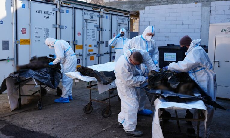 Серед тіл військових, які повернули з РФ й привезли до Чернівців на опізнання, були буковинці