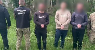 На Буковині викрили спробу незаконного переправлення чоловіків за кордон