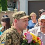 У Чагорській громаді зустріли захисника Олександра Дзеха, який повернувся з російського полону