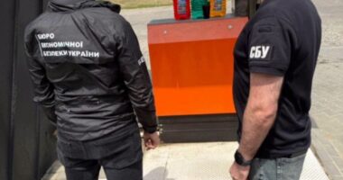 На Буковині судитимуть чоловіка, який майже рік торгував контрафактним дизпаливом на АЗС