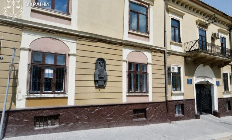 На Буковині підрядника підозрюють у привласненні 2,6 млн грн на реставрації пам’ятки архітектури