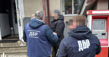 У Чернівцях судитимуть посадовця РТЦК, якого підозрюють у вимаганні хабарів