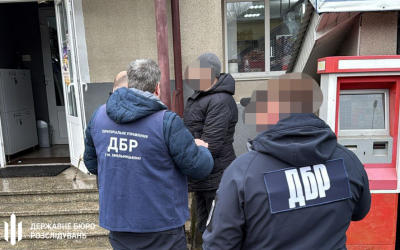 У Чернівцях судитимуть посадовця РТЦК, якого підозрюють у вимаганні хабарів