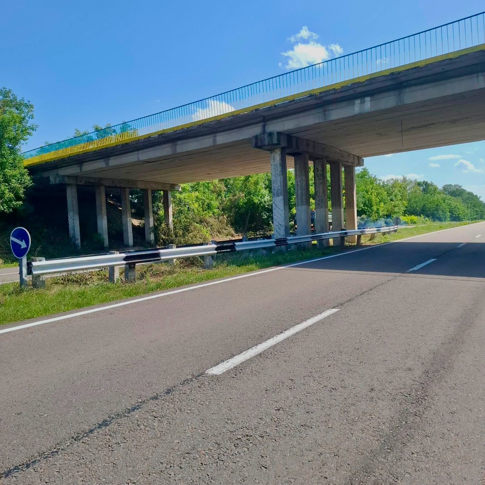 На Буковині тривають роботи з утримання мостів на дорогах державного значення
