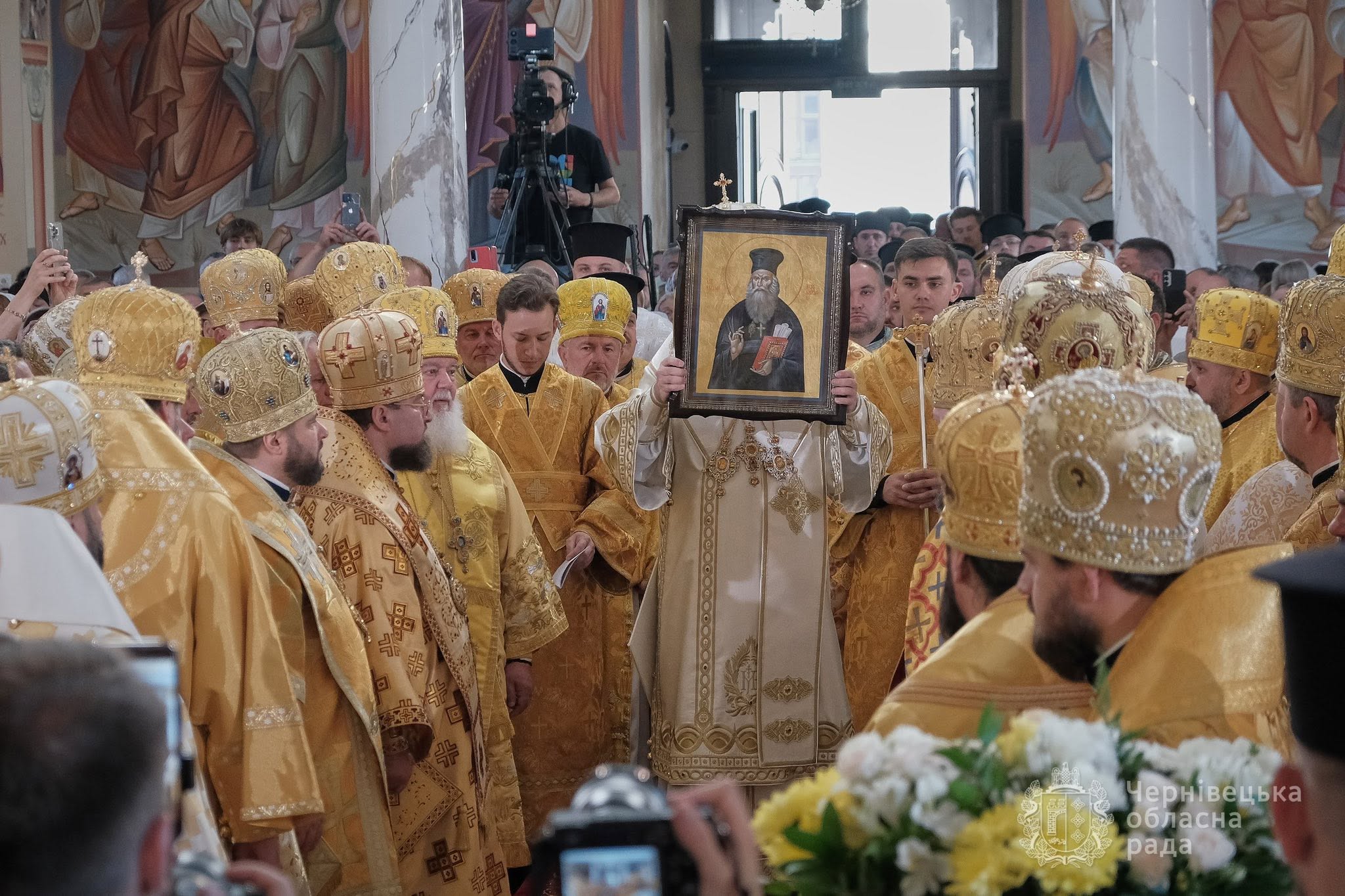 У Чернівцях канонізували першого архієпископа Буковини Євгенія Гакмана