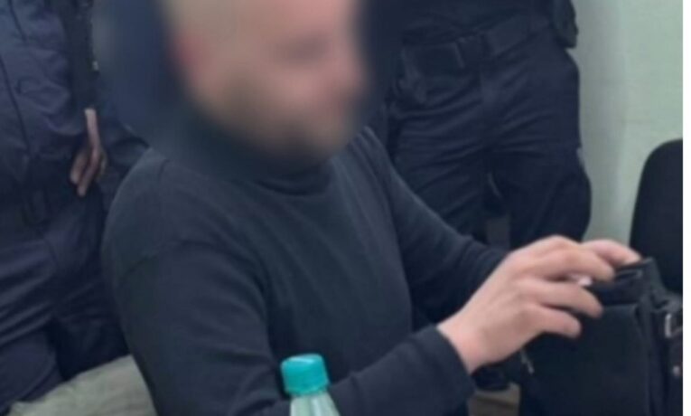Організував друкарню фальшивих документів у Румунії: на Буковині чоловіка засудили до 5 років ув’язнення