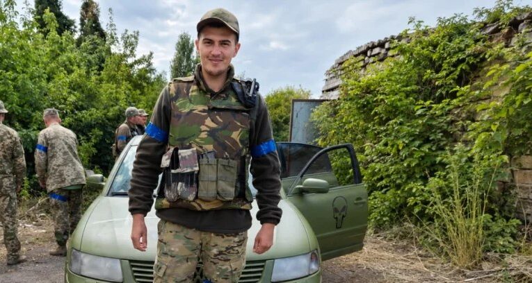 На Буковині попрощаються із захисником Антоном Бороденком, який понад півтора року вважався зниклим безвісти