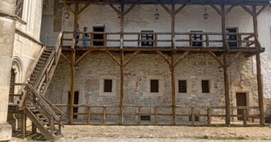 У Хотинській фортеці відреставрують дерев’яну галерею та сходи до казарми