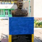 На Буковині встановили погруддя полковника Армії УНР Петра Болбочана на місці пам’ятника Леніну