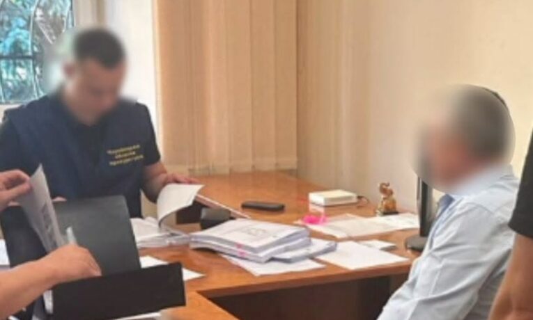 На Буковині судитимуть голову громади та інженера технагляду через розтрату понад 15 млн грн на будівництві укриття