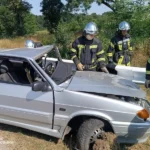 У Чернівцях зіткнулися Volkswagen та ВАЗ: водія госпіталізували до реанімації