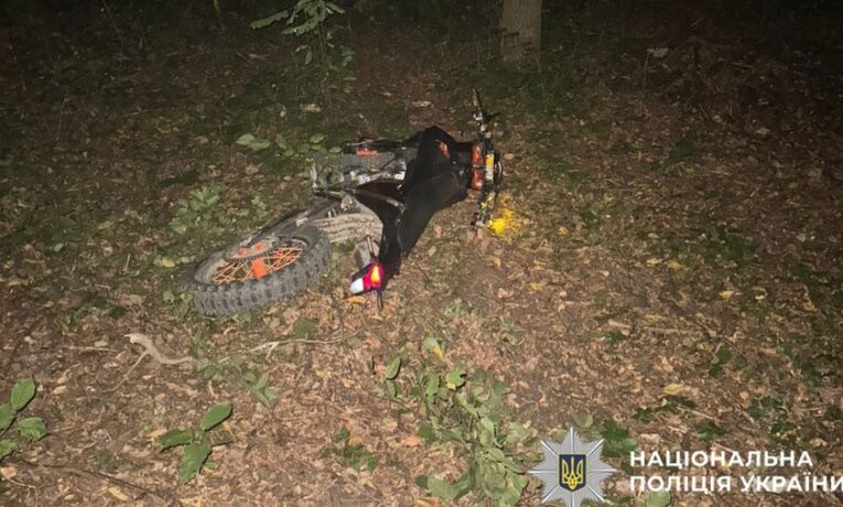 На Буковині в ДТП загинув 16-річний мотоцикліст