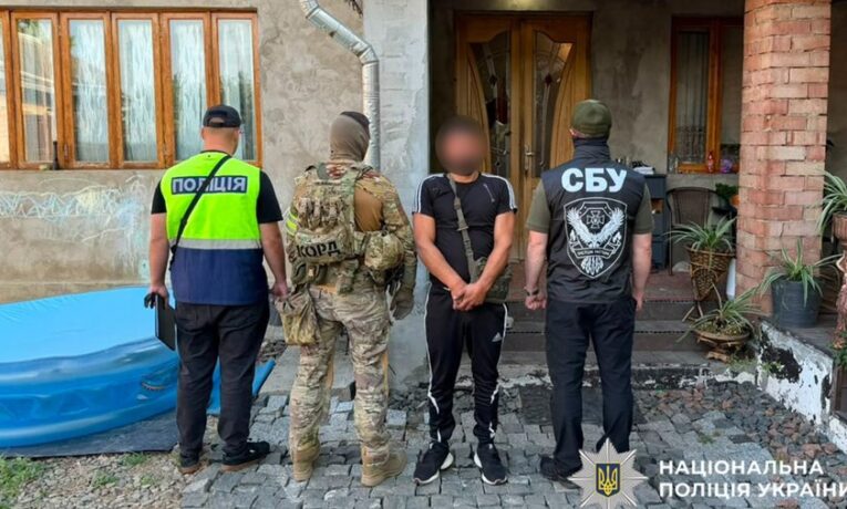 На Буковині викрили міжнародний наркоканал: вилучили психотропів на понад 40 мільйонів гривень