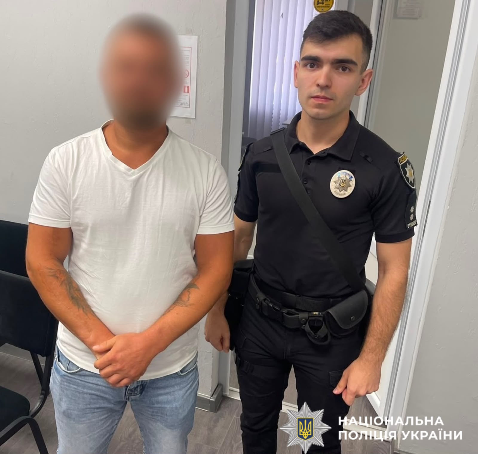 У Чернівцях чоловіку повідомили про підозру після побиття військовослужбовця на Соборній площі