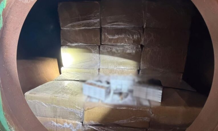 На Буковині викрили контрабанду сигарет на понад 4,4 млн грн: тютюн сховали в газовій цистерні