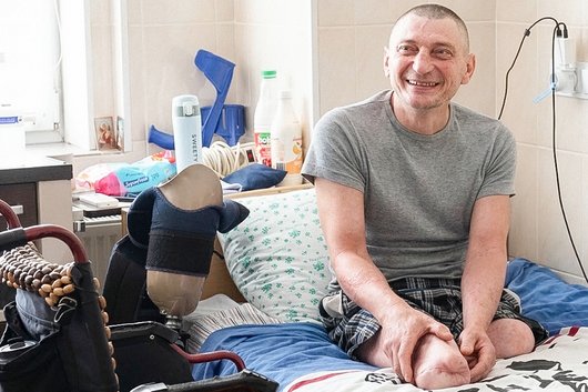 У Чернівцях лікарі вперше самостійно вживили титанові імпланти трьом військовим