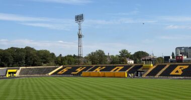 У Чернівцях планують відремонтувати бігові доріжки на стадіоні «Буковина»
