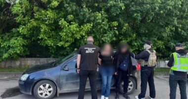 На Буковині судитимуть чоловіка, який за $9,5 тисячі організував незаконний перетин кордону
