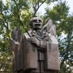 У Чернівцях 14 освітян отримають премію імені Юрія Федьковича: кожному виплатять майже 10 тисяч гривень