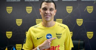 «Буковина» підписала нападника збірної Азербайджану Рената Дадашова