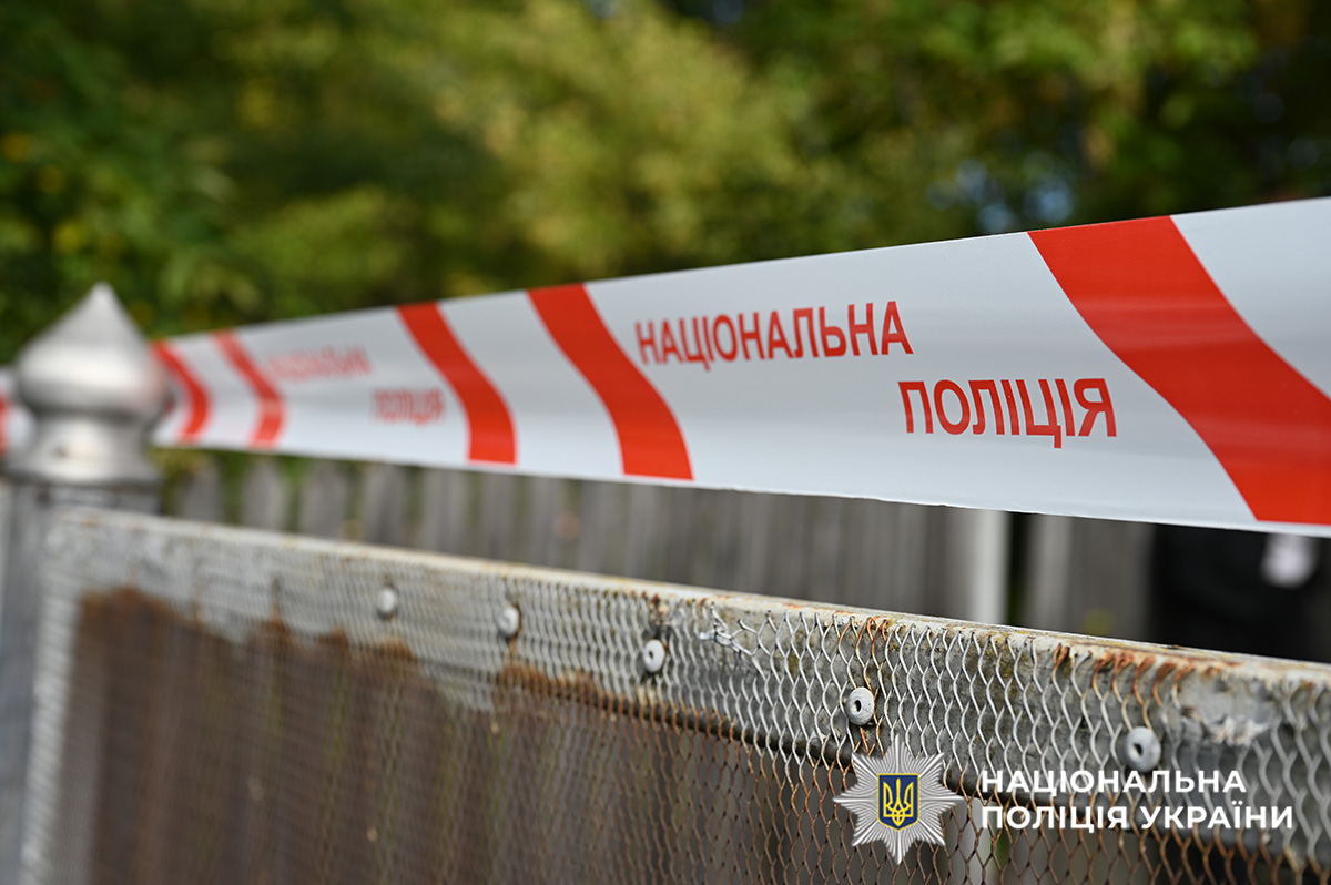 У Чернівцях жінку підозрюють у вбивстві чоловіка: тіло намагалися закопати на подвір’ї (відео)