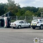 На Буковині 75-річний водій зіткнувся зі швидкою: п’ятеро людей травмувалися