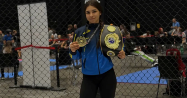 Студентка ЧНУ Дар’я Гордієнко здобула дві золоті медалі на чемпіонаті світу з козацького двобою
