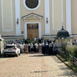 У Чернівцях розпочалися виконавчі дії щодо передачі Свято-Духівського собору ПЦУ (фото)