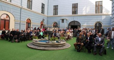 У Чернівцях до Дня міста відзначили почесних громадян та лауреатів муніципальних нагород