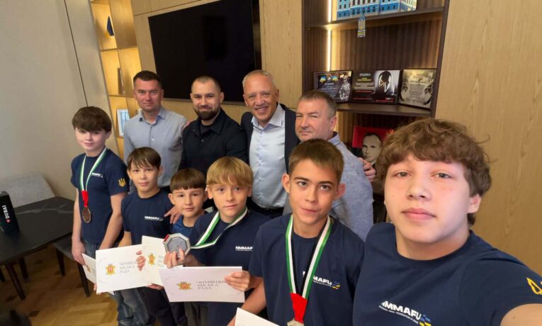 Чернівецькі спортсмени здобули п’ять медалей на чемпіонаті світу з ММА в Абу-Дабі