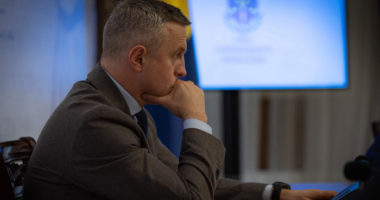 На Буковині звільнили керівника Вижницької окружної прокуратури