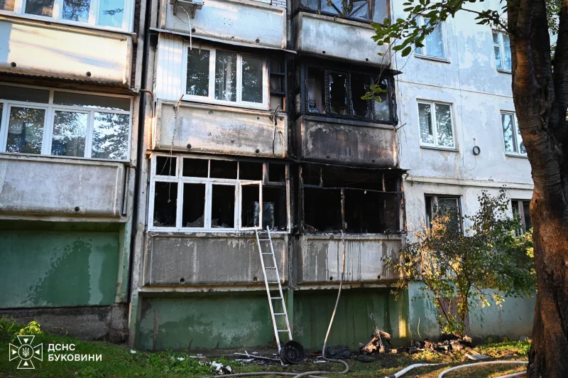 У Чернівцях загорілася квартира в багатоповерхівці: травмувалася 59-річна жінка
