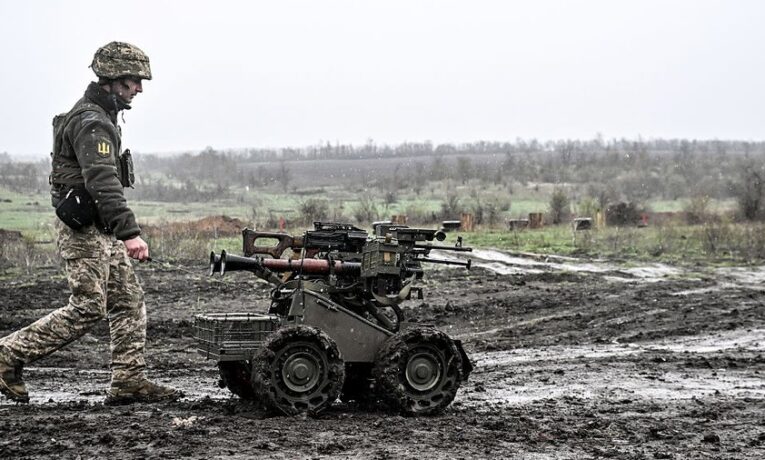 Понад 170 учителів із Буковини долучилися до Сил оборони: п’ятеро загинули