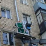 У Чернівцях відновили майже 289 метрів водостічних труб у житлових будинках